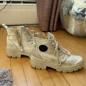 Palladium Off-White Lace-Up Canvas Lug Sole Boots